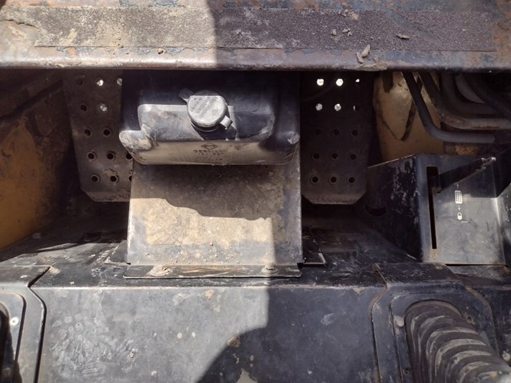 john-deere-250-image-10