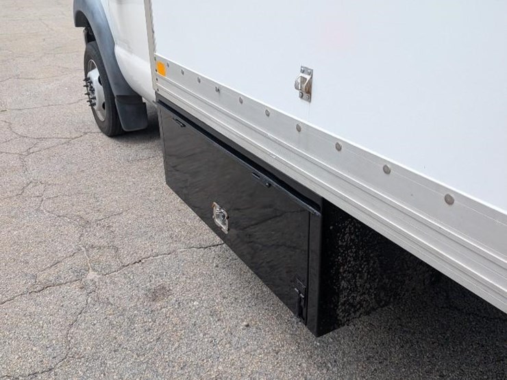 2012-ford-f550-image-29