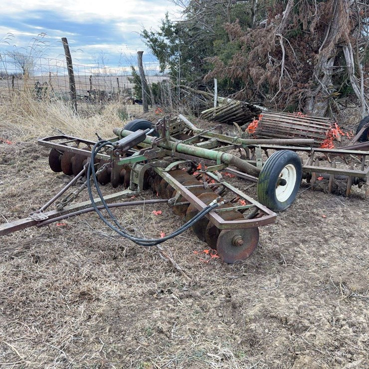 JOHN DEERE 11