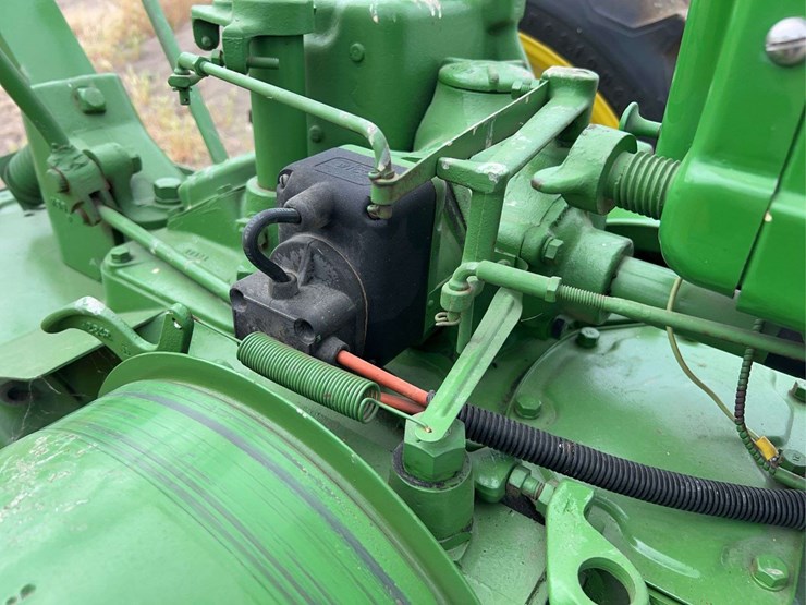 john-deere-h-image-21