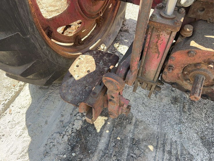 farmall-300-gas-image-28