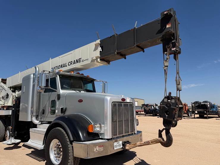 2014-peterbilt-367-image-18