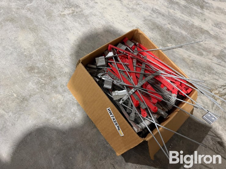 box-of-trailer-seals-image-7