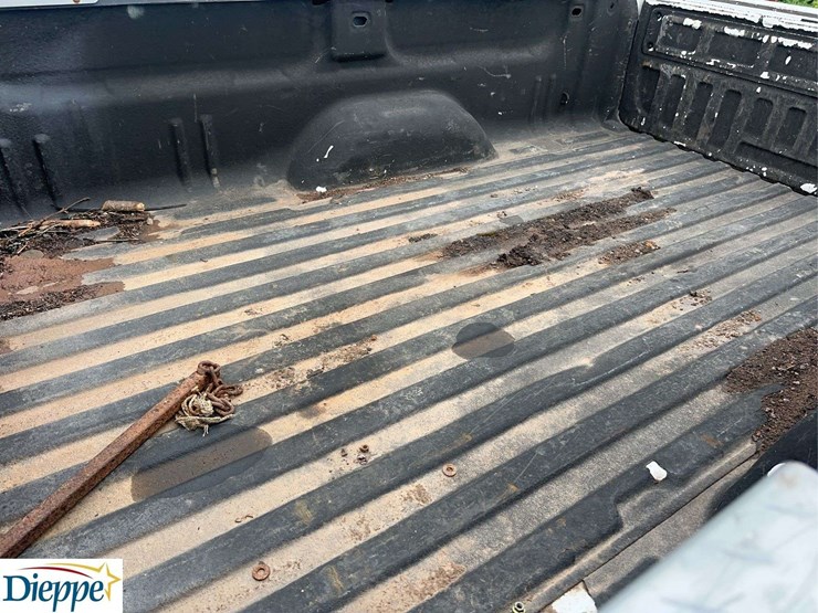 2016-chevrolet-silverado-2500-image-27