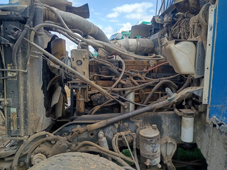 1999-kenworth-w900-image-18