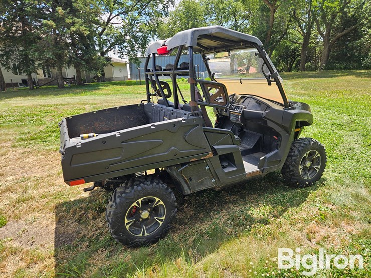 2016-arctic-cat-700-image-5
