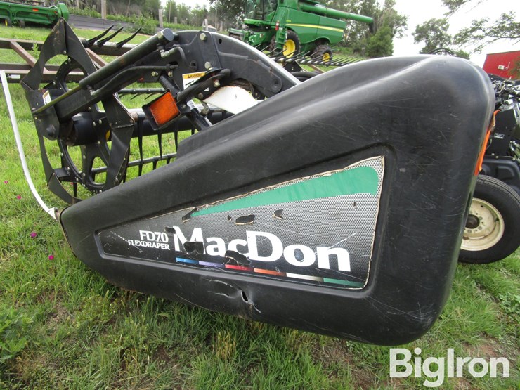 2011-mac-don-fd70-image-9