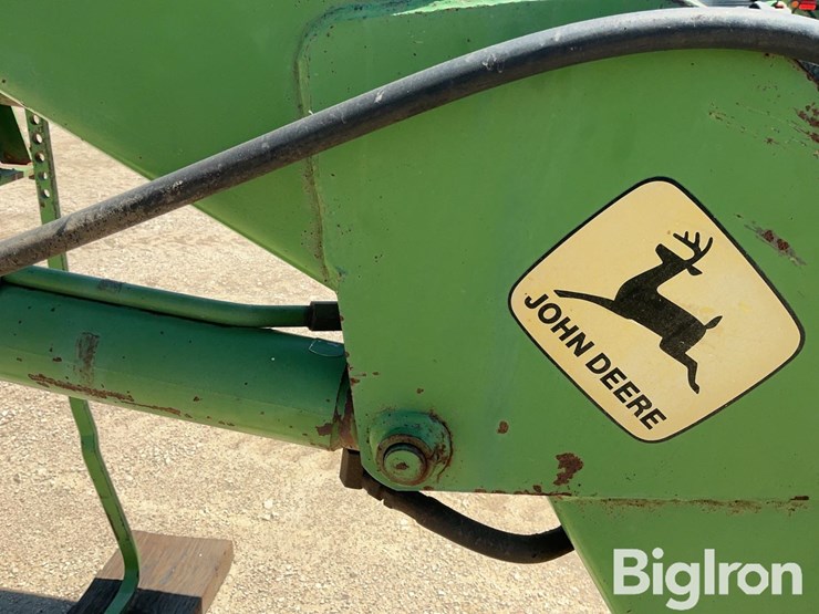 john-deere-158-image-19