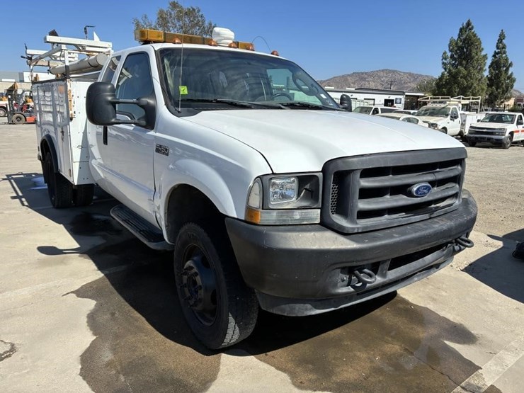 2004-ford-f450-image-2