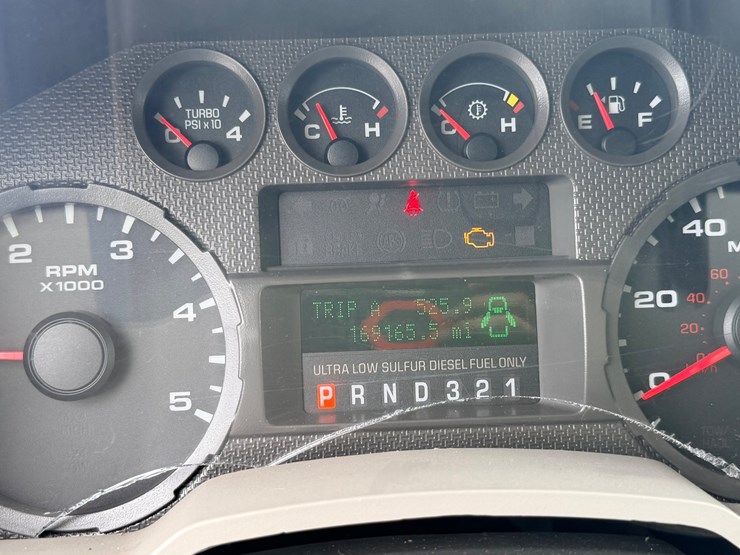 2010-ford-f550-image-58