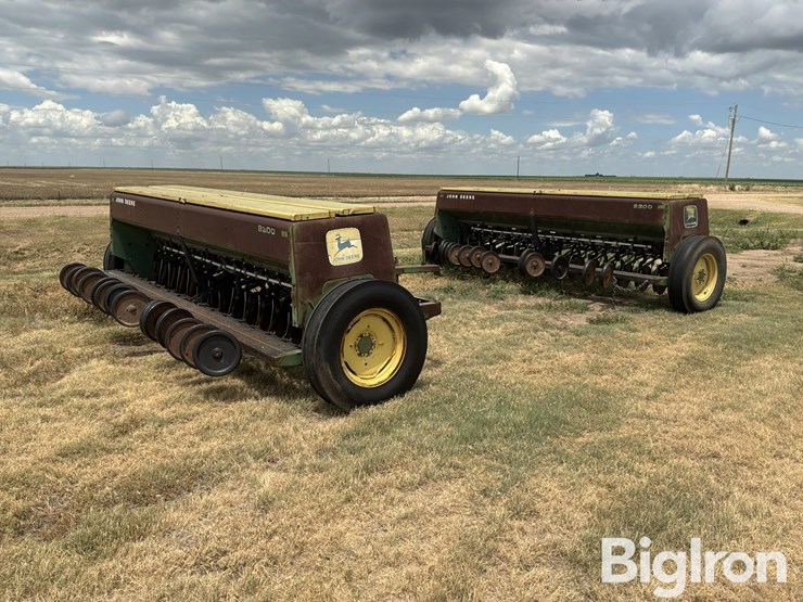 john-deere-8300-image-5