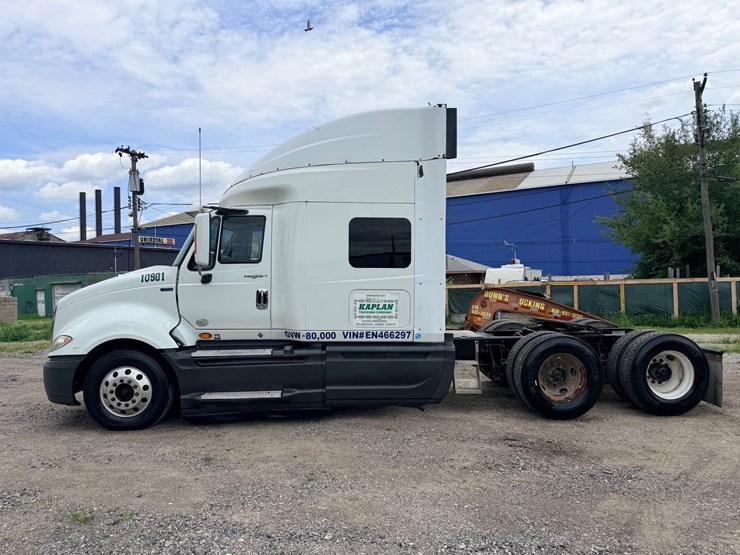 2014-international-prostar-image-5
