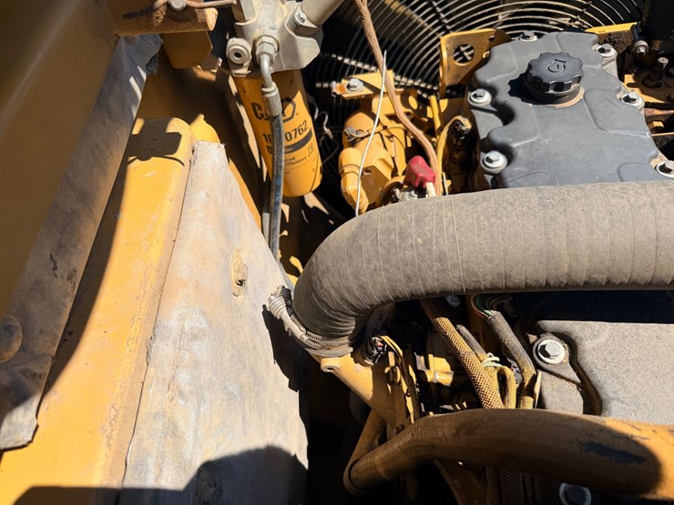 2010-caterpillar-328d-image-20