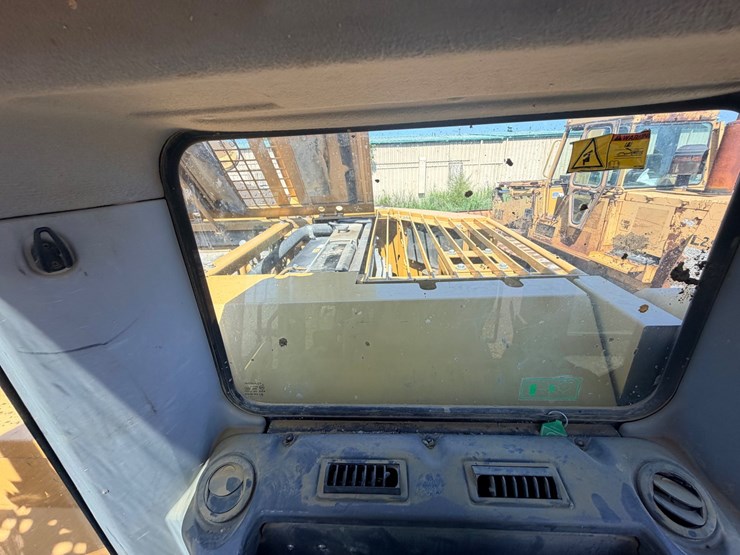 2010-caterpillar-328d-image-66