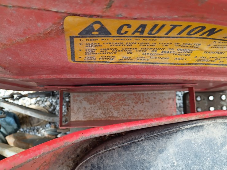 1978-massey-ferguson-210-image-29