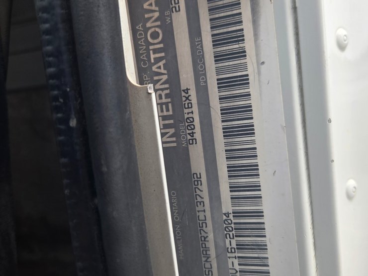 2005-international-9400i-image-41
