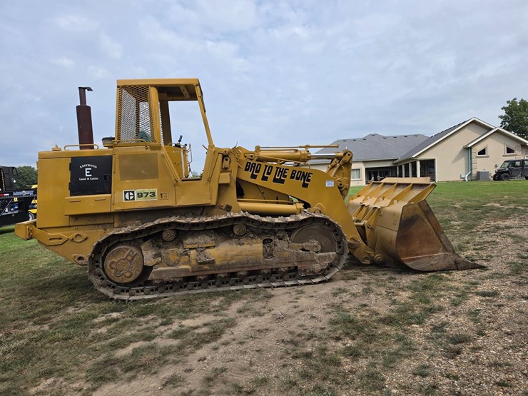 1983-caterpillar-973-image-20