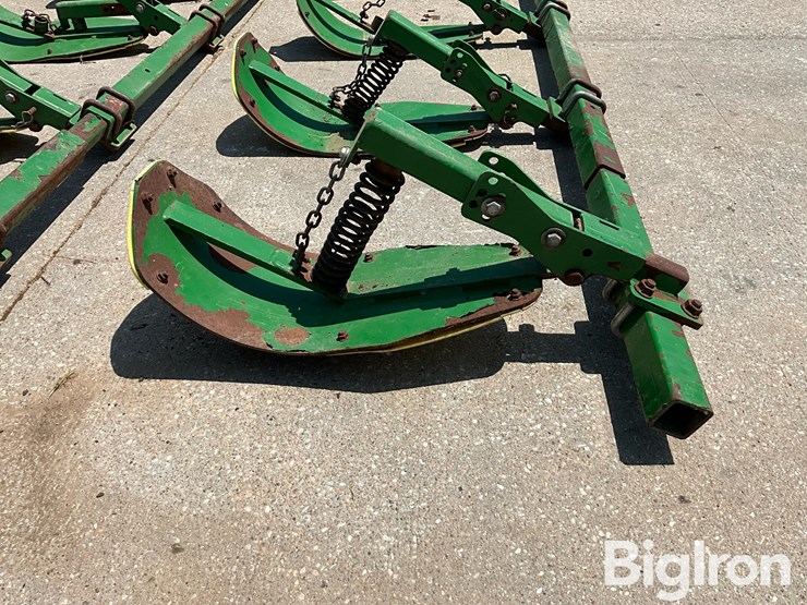 john-deere-608c-image-16