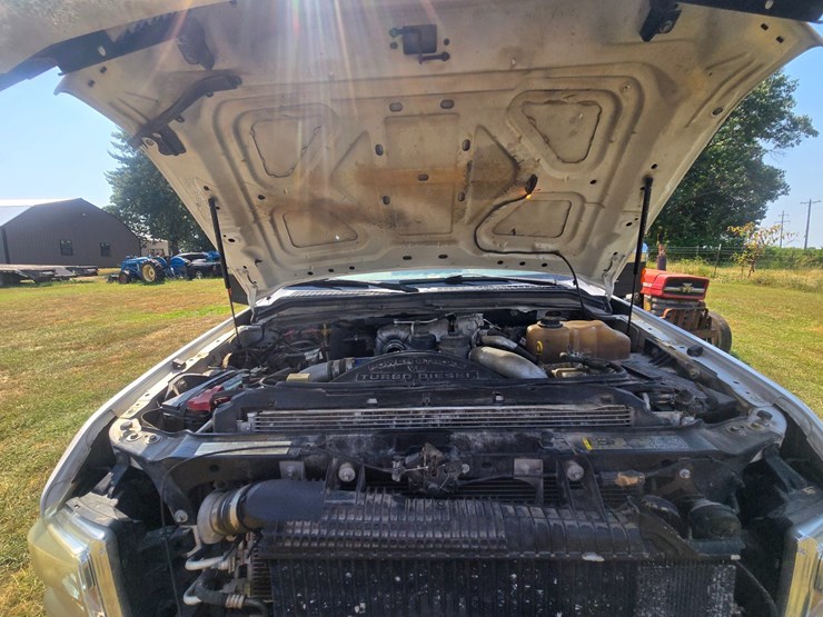 2010-ford-f350-image-13