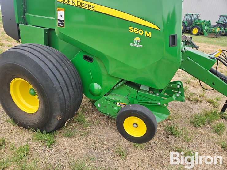 2019-john-deere-560m-image-19