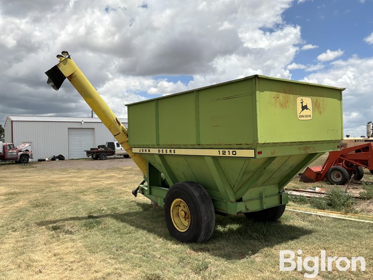 john-deere-1210-image-7