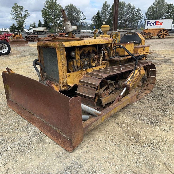 CATERPILLAR D2