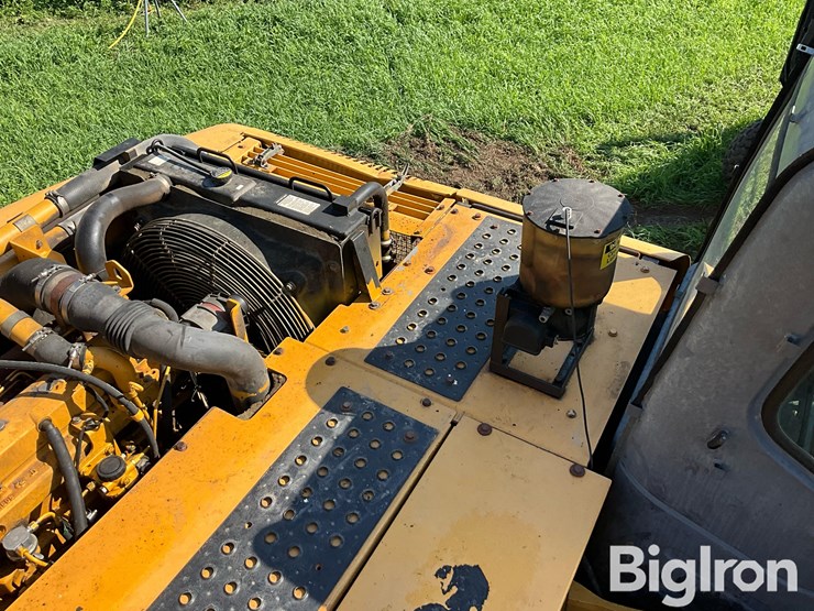 2006-deere-200c-lc-image-15