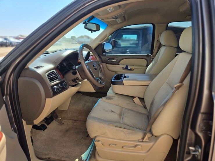 2013-gmc-yukon-image-14