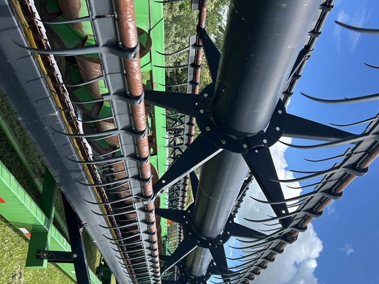 2009-john-deere-635f-image-10