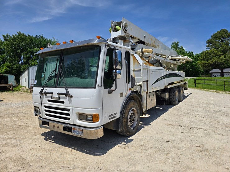 2008-american-lafrance-condor-image-1