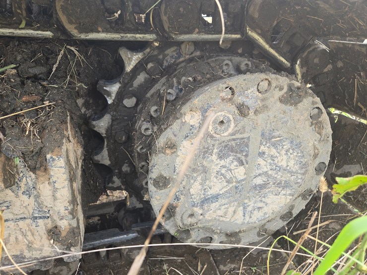 2019-caterpillar-320-image-86