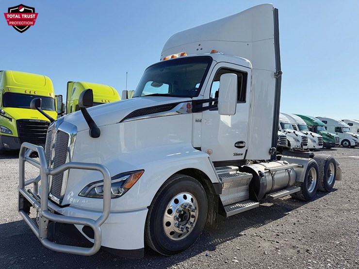 2024-kenworth-t680-image-1