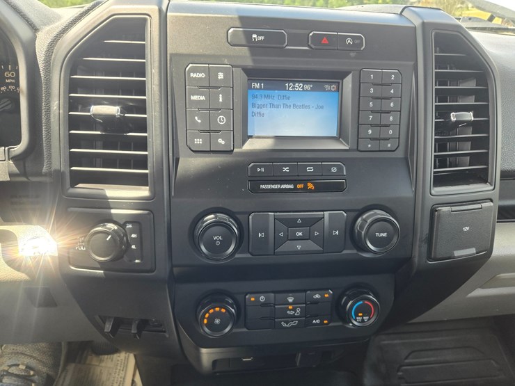2019-ford-f150-image-38