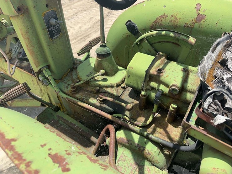 john-deere-m-image-19