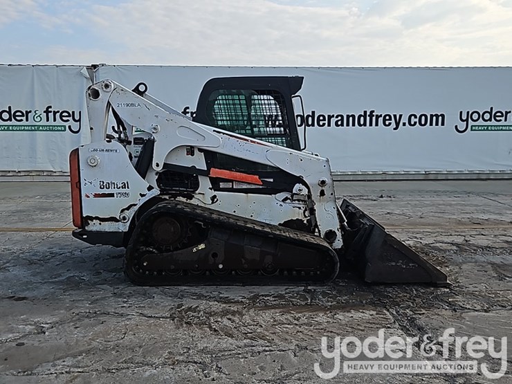 2015-bobcat-t750-image-6