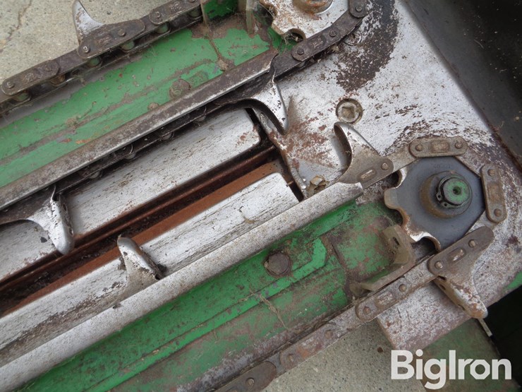 john-deere-444-image-9