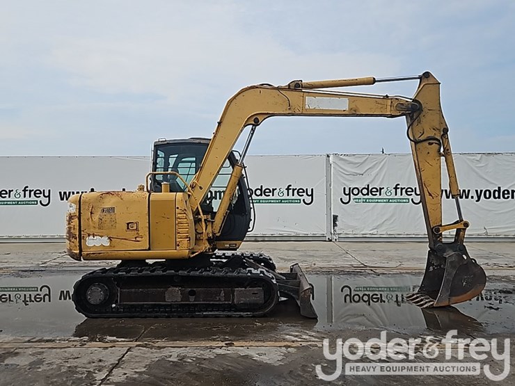 2005-deere-80c-image-6