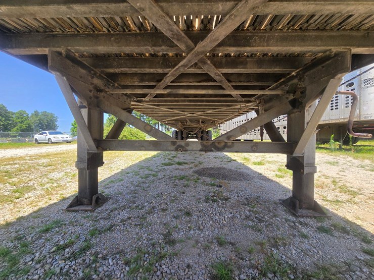 2016-wilkens-walking-floor-image-21