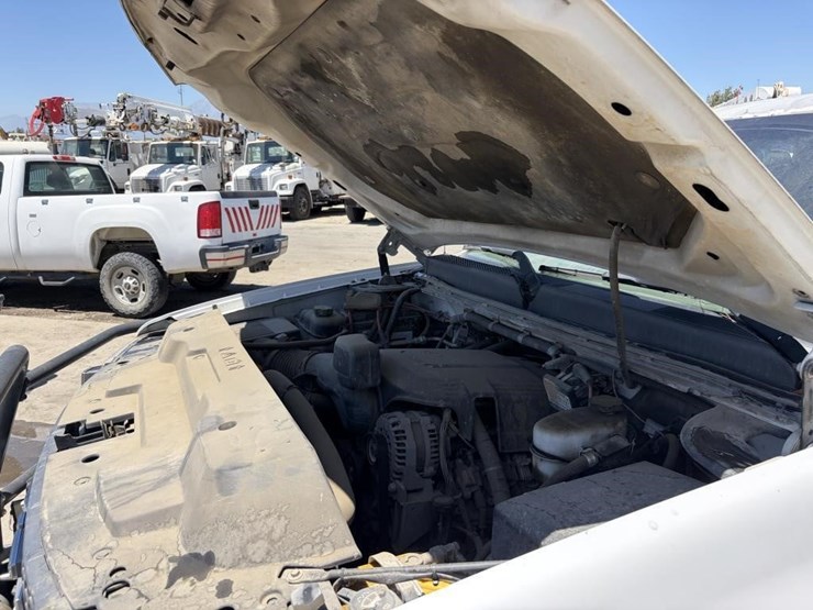 2012-gmc-sierra-2500-image-9