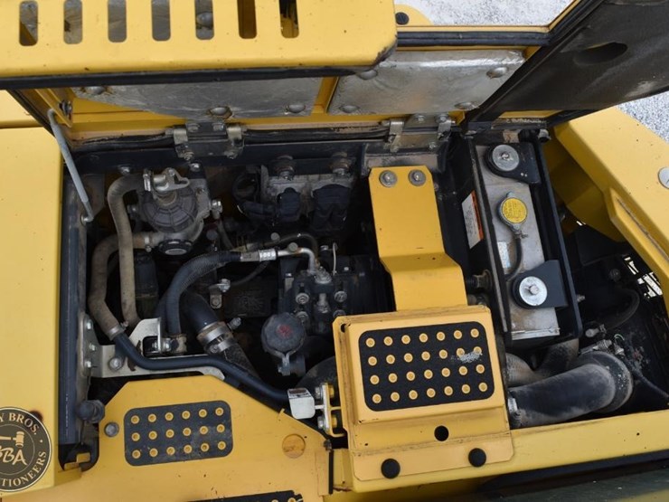 2014-komatsu-pc138us-lc-10-image-47