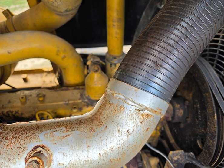 1983-caterpillar-973-image-46