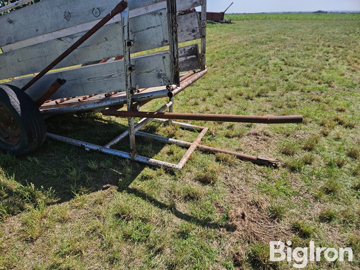 portable-livestock-loading-chute-image-13