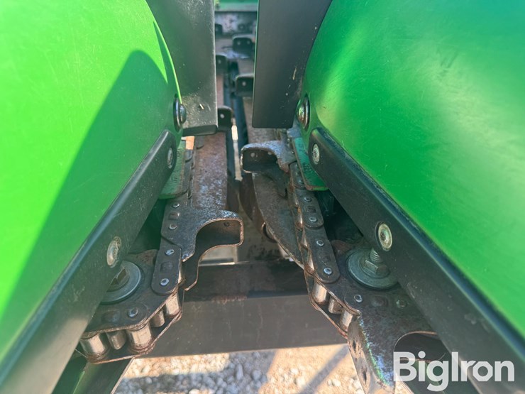 2014-john-deere-612c-image-17