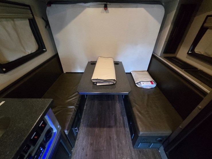 2019-kenworth-t880-image-71