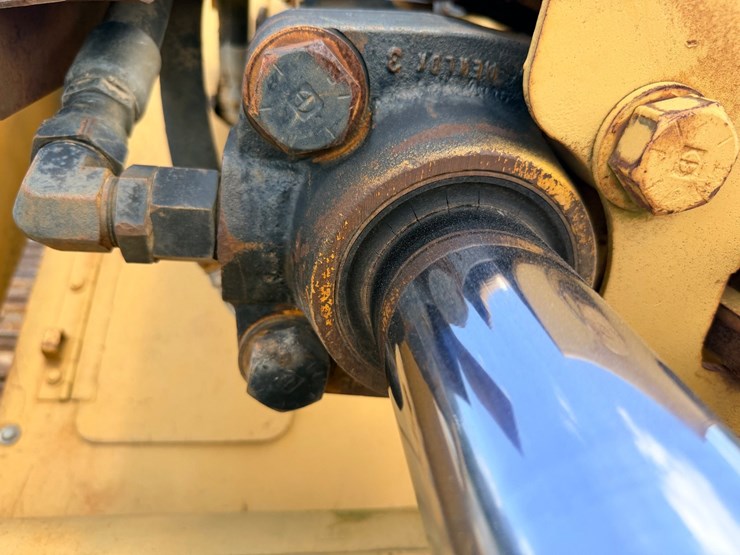 1997-caterpillar-953c-image-113