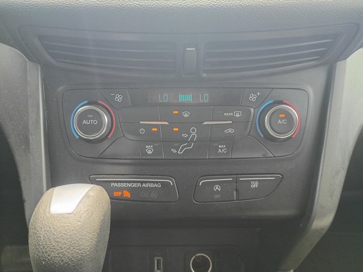 2017-ford-escape-image-44