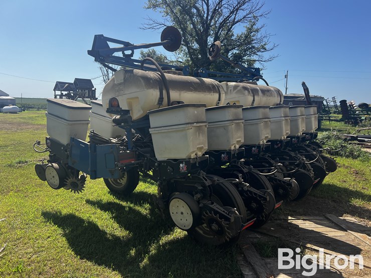 kinze-3200-image-7