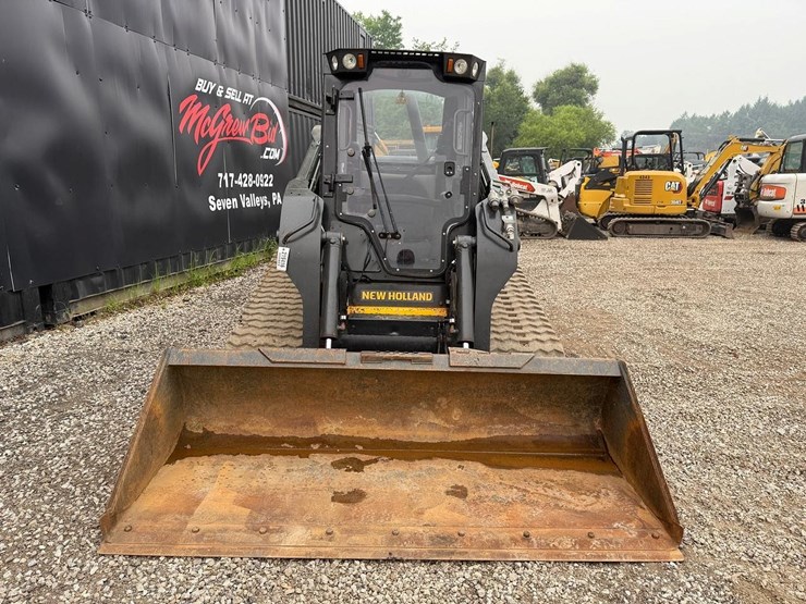 2019-new-holland-c232-image-7