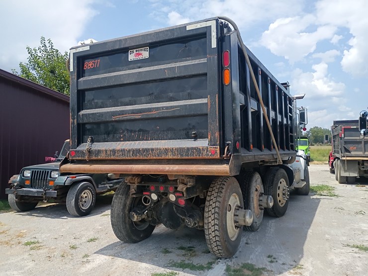 2014-peterbilt-367-image-6