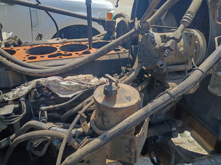 1997-mack-rd688s-image-22